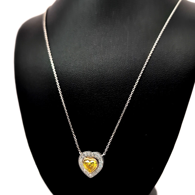 (0.66CT) IGI HEART HALO PENDANT 14KW/Y FG VS2 CVD DIA 0.27GRM